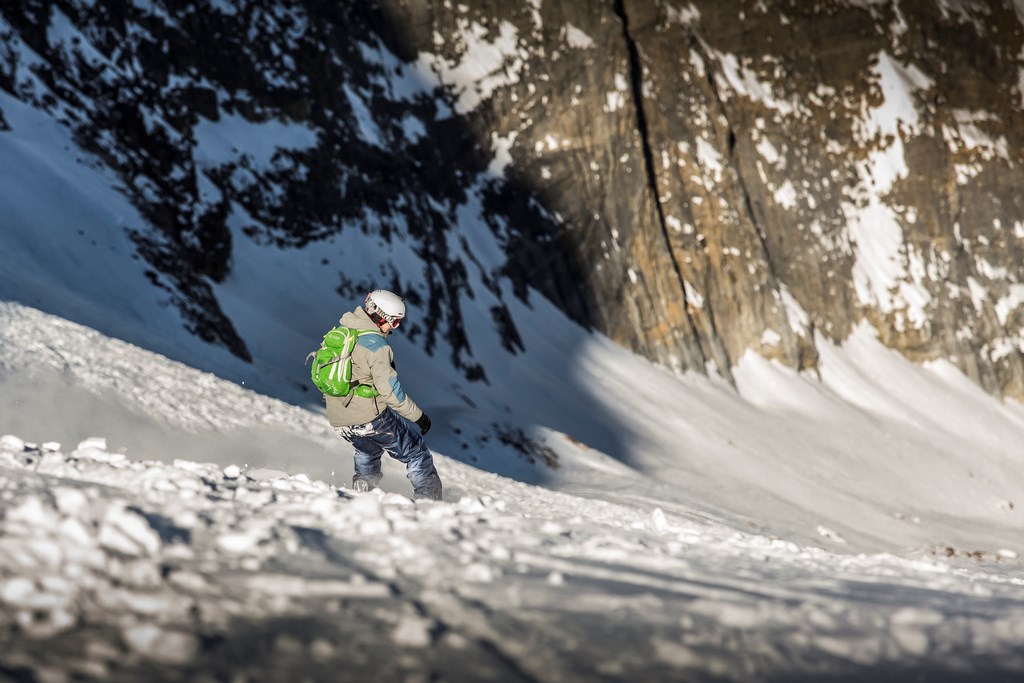 Trousers for skiing and snowboarding